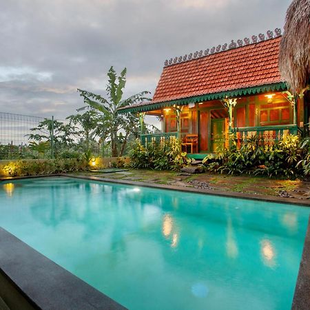 Arya Arkananta Resort & Spa Убуд Екстериор снимка